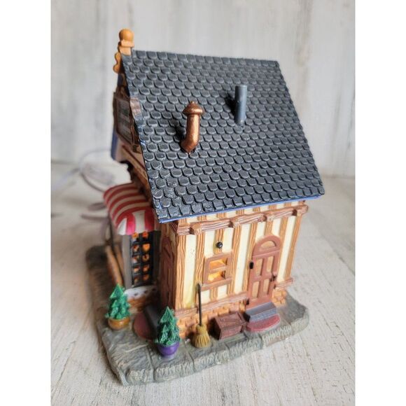 Lemax Bridgette's gingerbread Bakery Village Xmas accessory - Picture 6 of 8